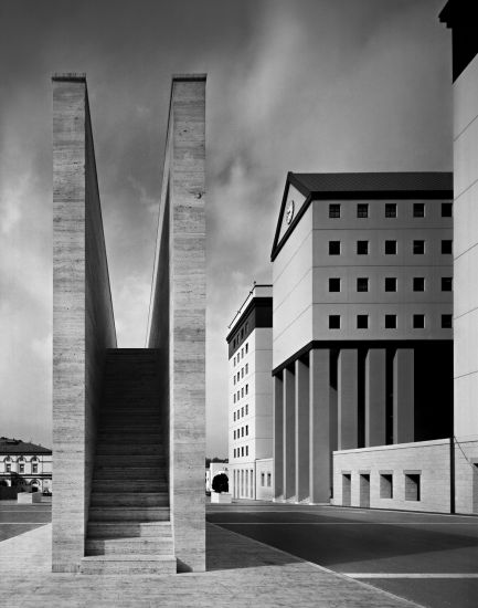 Monumental Memento - Aldo Rossi, Centro Direzionale, Perugia, 1989