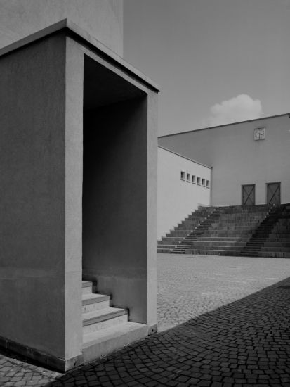 Monumental Memento - Santi Caleca, Aldo Rossi, Scuola di Broni, 1989