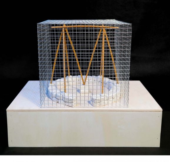 Archetipi - Andrea Branzi, Archetipi n. 5, 2019, DAS, legno e rete metallica, 50 x 30 h 39 cm ph. Daniele Macchi